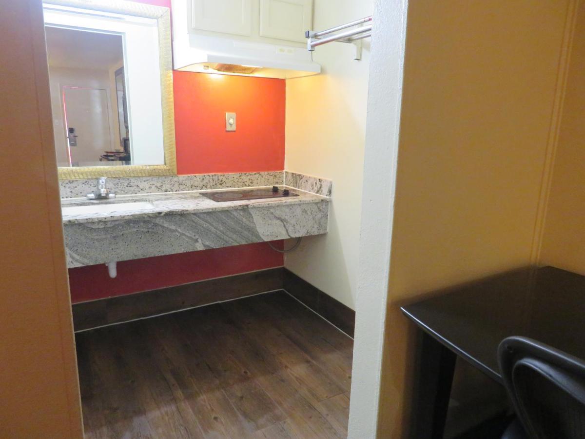 Travel Inn Beaumont Kültér fotó